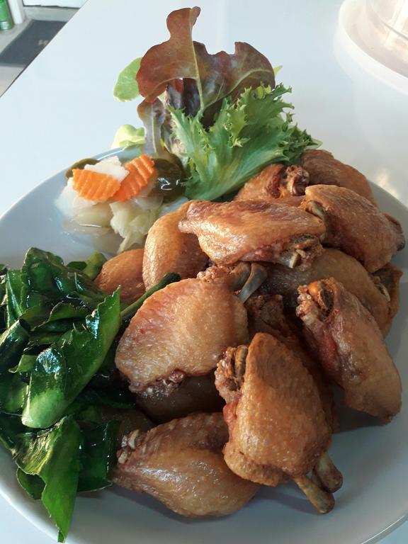 Baan Suan Geb Tawan Lop Buri Exterior foto